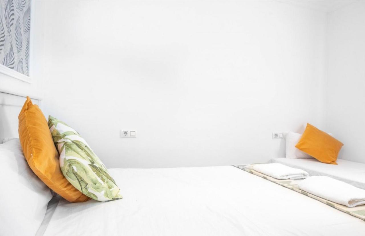 Amplio Apartamento En El Corazon De Sevilla Bagian luar foto